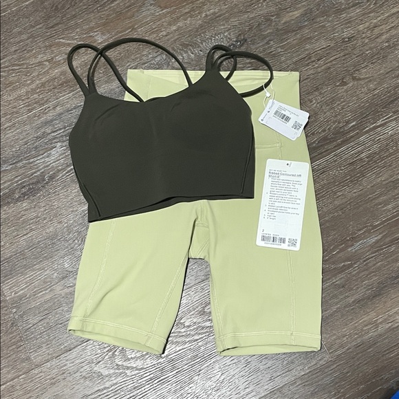 NWT Lululemon Set. Size 2 - Picture 2 of 11